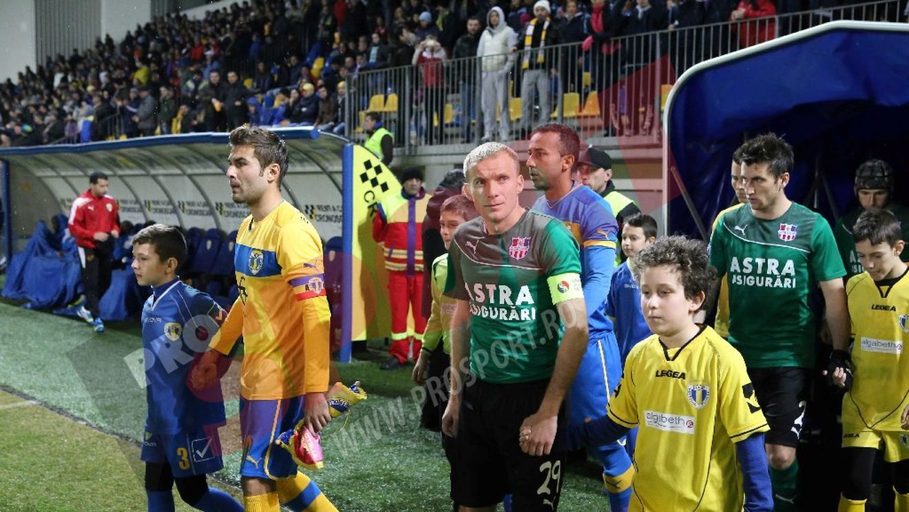 Mutu, impresionat de fanii Petrolului: "Este ceva unic în România". Ce spune de lupta la titlu