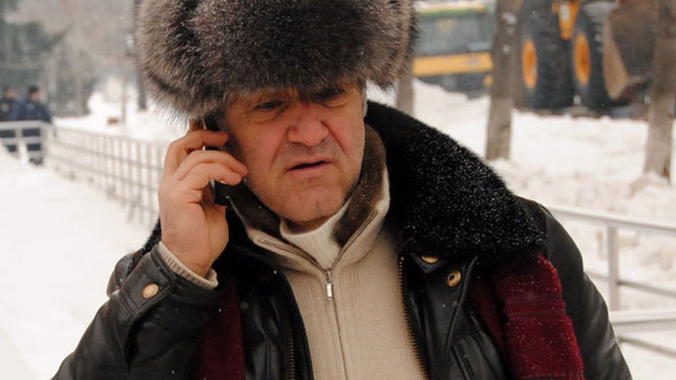 Dacă ar fi dat primele după "Deszăpezirea Vrancei", doi steliști ar fi avut super moral pentru Twente!** Becali l-a regăsit pe Dumnezeu: "Mă simt vinovat că-s bogat"