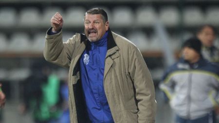 "Trebuia să avem penalty în ultimul minut"