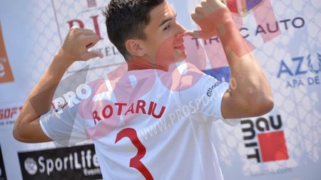 FOTO - Dinamo și-a prezentat achizițiile. Ce numere vor purta "câinii" pe tricouri