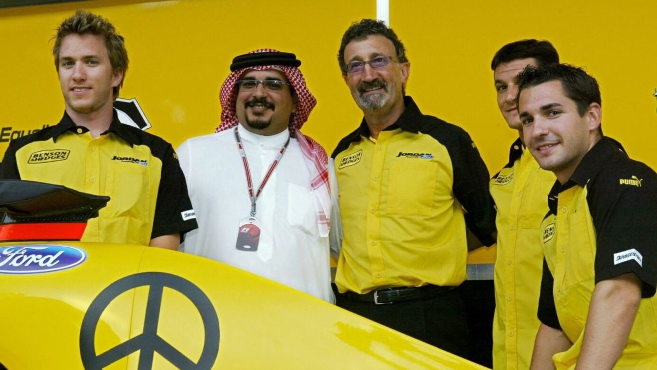 Lupta cu cancerul l-a epuizat şi urmările fizice sunt vizibile: "Vă rog să mă iertați. Nu sunt chiar eu"