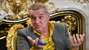„Eu nu scot bani din cont!”. Gigi Becali a dezvăluit unde se duc toți banii pe care îi face FCSB: „Anul ăsta sunt deja 10.000.000 de euro”