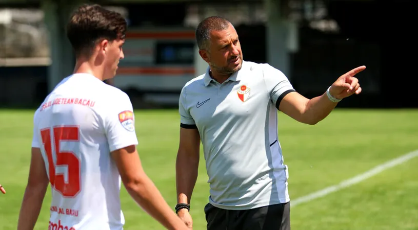 FC Bacău a închis campania de achiziții cu un mijlocaș portughez. Ce spune antrenorul Costel Enache despre jucătorii nou-veniți
