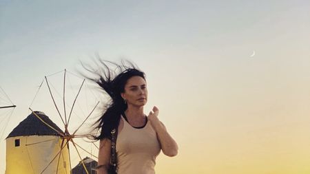 Adelina Chivu a apărut la TV după 8 ani și a spus adevărul despre relația ei cu Cristi Chivu! Cum arată fosta prezentatoare | GALERIE FOTO