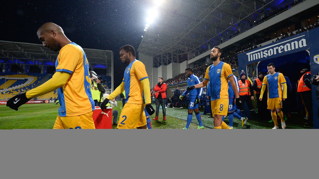 VIDEO | Momentele care au încins spiritele pe "Ilie Oană". Crainicul Petrolului a ironizat FCSB, iar acum riscă să meargă la Comisii. Reacția acestuia