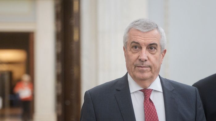 FOTO | "Alături de unul dintre cei mai mari piloți!". Tăriceanu l-a întâlnit pe unul dintre "zeii" Formulei 1. E triplu campion mondial 