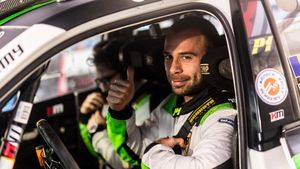 Titi Aur, mesaj pentru Simone Tempestini după ce italianul i-a egalat recordul de opt titluri naționale la raliuri: „Din păcate, nu avem pe nimeni în România să-i pună probleme”