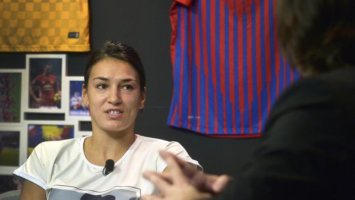 EXCLUSIV | De ce a ezitat Cristina Neagu să vină mai devreme la CSM București și poveștile despre cea mai dificilă perioadă a carierei. "M-am oprit practic din activitate, iar clubul nu a fost de acord cu așa ceva!"