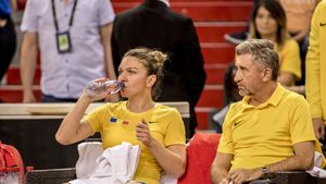 Momentele tensionate ale unei lupte teribile. FOTO | Simona, gesturi largi și reproșuri pentru Segărceanu în timpul meciului cu Garcia