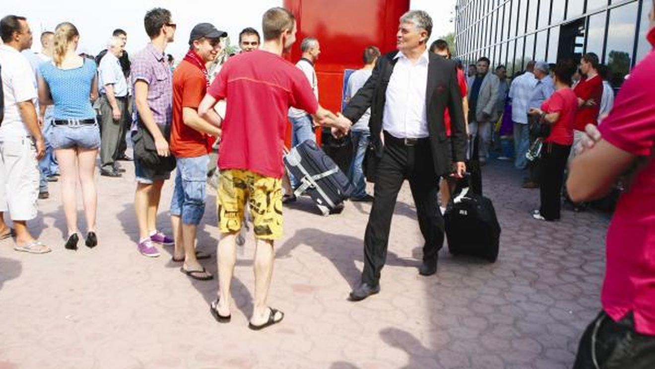 Andone: **"Îl aștept pe Lazăr la Dinamo! Aș da orice jucător pentru el!"