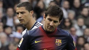 Real și Barcelona au fost amendate cu 3.9, respectiv 3.6 milioane de euro pentru încheierea unui contract ilegal. Nici Sevilla n-a scăpat
