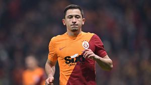 Război total între FCSB și Galatasaray pe banii pentru Olimpiu Moruțan, Gigi Becali a luat decizia dură. „I-am reclamat la UEFA!” | EXCLUSIV