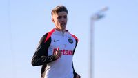 Angelescu, dezvăluirea serii! Fotbalist de la Rapid, prins cu gaz ilariant: „I-am arătat pozele! Tavi Popescu n-o face în fiecare săptămână”