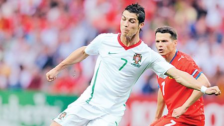 Olanda și Portugalia, favorite la câștigarea Euro