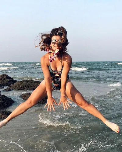 FOTO. Cele mai sexy apariții ale sportivei Danka Kovinic, adversara Simonei Halep din turul III la Australian Open 2022