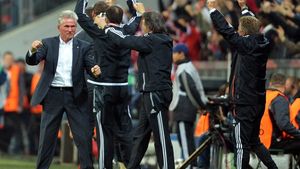 Cine vine în locul lui Mourinho?** Presa din Spania anunță viitorul antrenor al Realului: "Va fi pe una dintre băncile de pe Camp Nou"