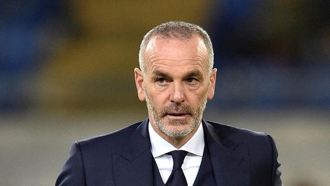 Stefano Pioli nu e interesat de fanii care-l contestă! Reacția noului antrenor de la AC Milan, după ce suporterii au criticat numirea sa