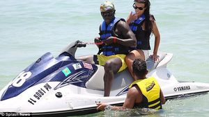 Bacary Sagna e îndrăgostit de România: "Am venit o dată și m-am tot reîntors aici!" Fundașul francez ne laudă pentru meciul de la EURO: "Ne-ați făcut viața foarte grea, vă puteți felicita jucătorii!"