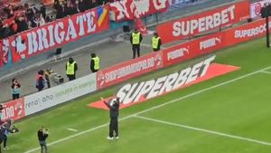 Cum a reacționat George Pușcaș când a fost chemat de galeria lui Dinamo să înjure rivalele din Superliga