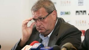"Nu merg la meciul cu `U` Cluj, nu sunt masochist!"