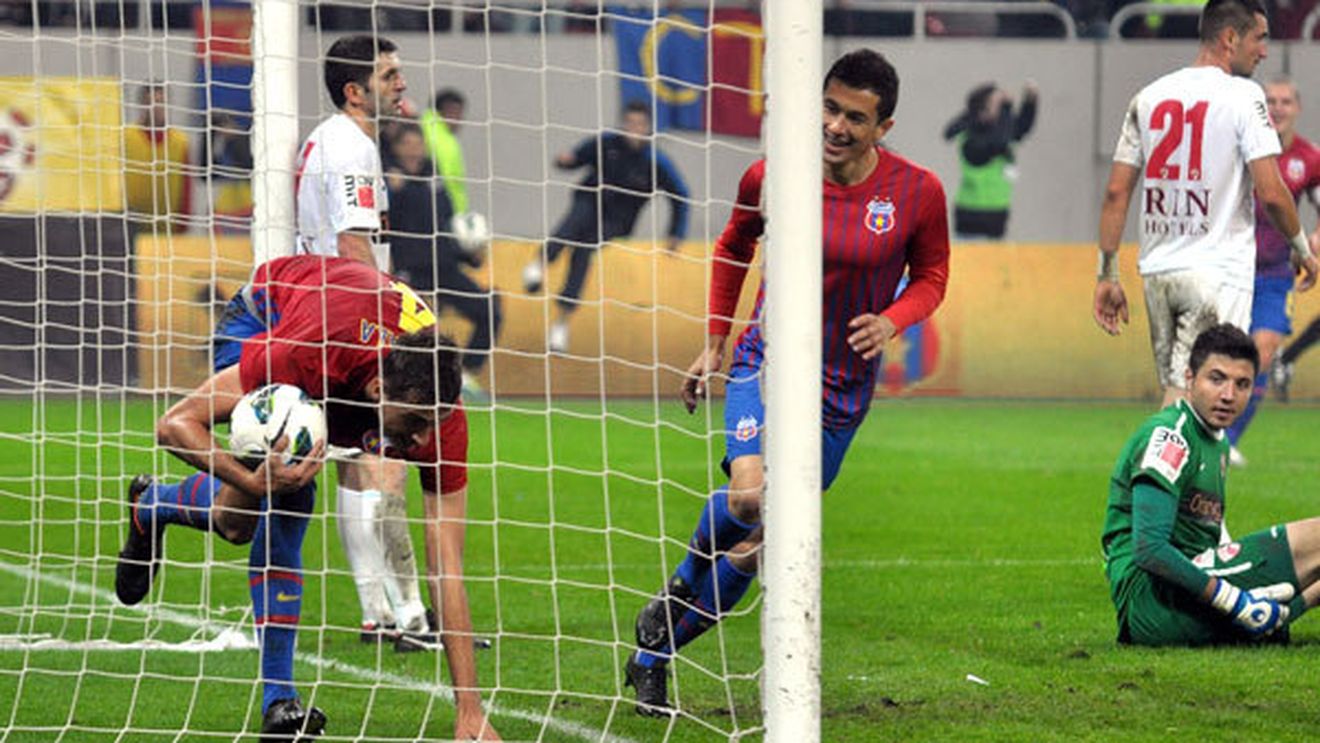Laurențiu Reghecampf face o afirmație care-i unge pe suflet pe rivalii de la Dinamo:** "Steaua nu merge fără ei și nici ei nu merg fără noi"