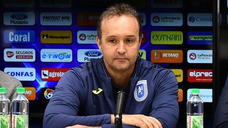"Toți jucătorii au făcut un meci bun, îi felicit". Papură, discurs cu tente filosofice după 210 minute fără gol cu Honved: "Blestemul e ceva inventat de către om"