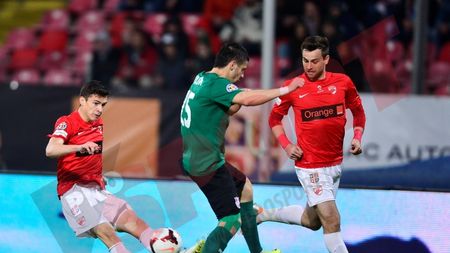 Dinamo - Oțelul 3-1. Cosmin Matei a scuturat "câinii plouați" și i-a dus pe locul patru