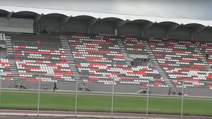 Costel Enache a făcut anunțul! Când se poate muta Hermannstadt pe noua arenă din Sibiu. VIDEO | Imagini spectaculoase de pe Stadionul Municipal