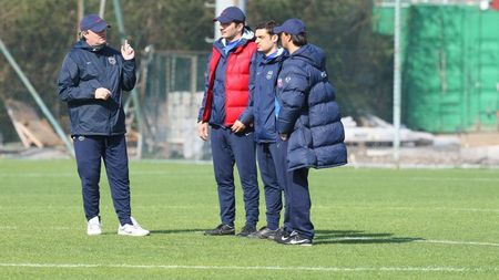 Gigi le-a tăiat din salarii!