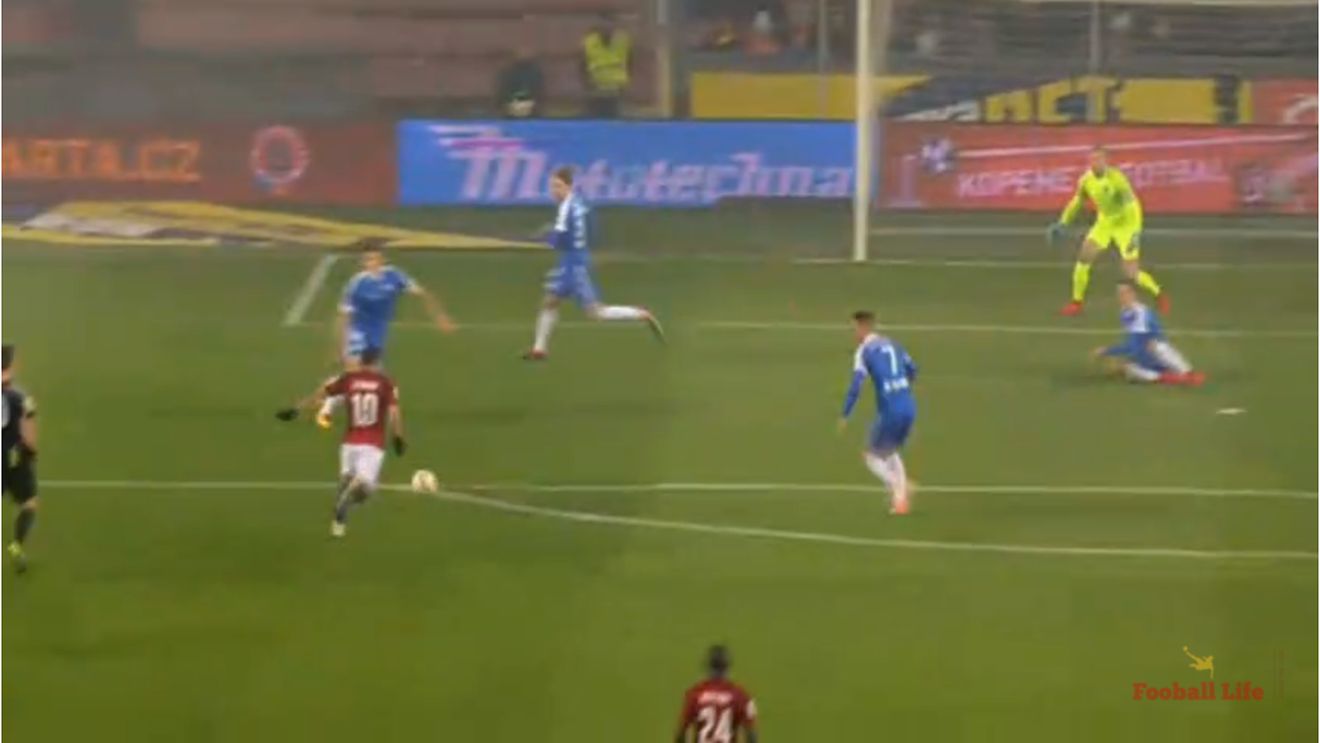 Început perfect pentru Stanciu la Sparta Praga! VIDEO | Românul a marcat la debut cu un șut superb și a fost cel mai bun om în victoria cu Slovan Liberec