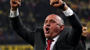 Florin Prunea, atac grosolan la Mario Nicolae: „E o «fetiță!» Nu are ce căuta la Dinamo”