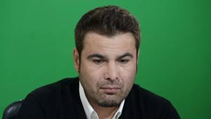 100.000 de euro pentru 10 luni! Cu cine a semnat Adrian Mutu: „M-am alăturat celei mai puternice echipe din România”