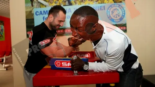 FOTO** Semedo face instrucție la skandenberg cu un campion național:)