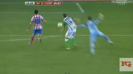 VIDEO Le-a ieșit mai bine decât "tontogolul" lui Bănel!** Betis a spus "adio" semifinalelelor Cupei după gafa epică! Faza serii în Europa: