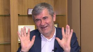 Valeriu Iftime îl ironizează pe șeful LPF după scrisoarea ultimului! „Ușa e deschisă la domnul Gino Iorgulescu să intre aerul, nu să intru eu! N-avem un cap și nici coadă”