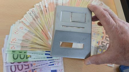 "Valiza 2" în Liga 1? "Jucătorii au stat în șir indian și au primit câte 2.500 de euro. Dacă vorbesc prostii, mă duc eu la închisoare. E o anchetă în desfășurare"