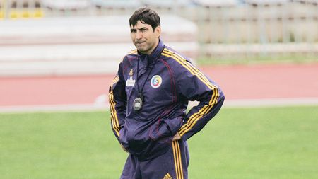 Patru dileme în primul "11" analizate de Generația de Aur