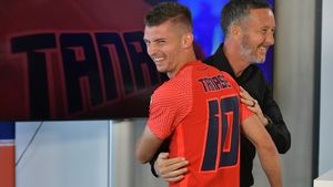 Marea împăcare de la Tbilisi! Mihai Stoica și Florin Tănase au încheiat conflictul chiar înainte de Saburtalo - FCSB: „Ne mai reproșăm noi chestii, dar...” | FOTO