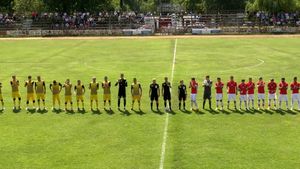 Ovidiu Burcă, debut cu dreptul pe banca lui Dinamo. „Câinii” au reușit prima victorie din amicale | VIDEO