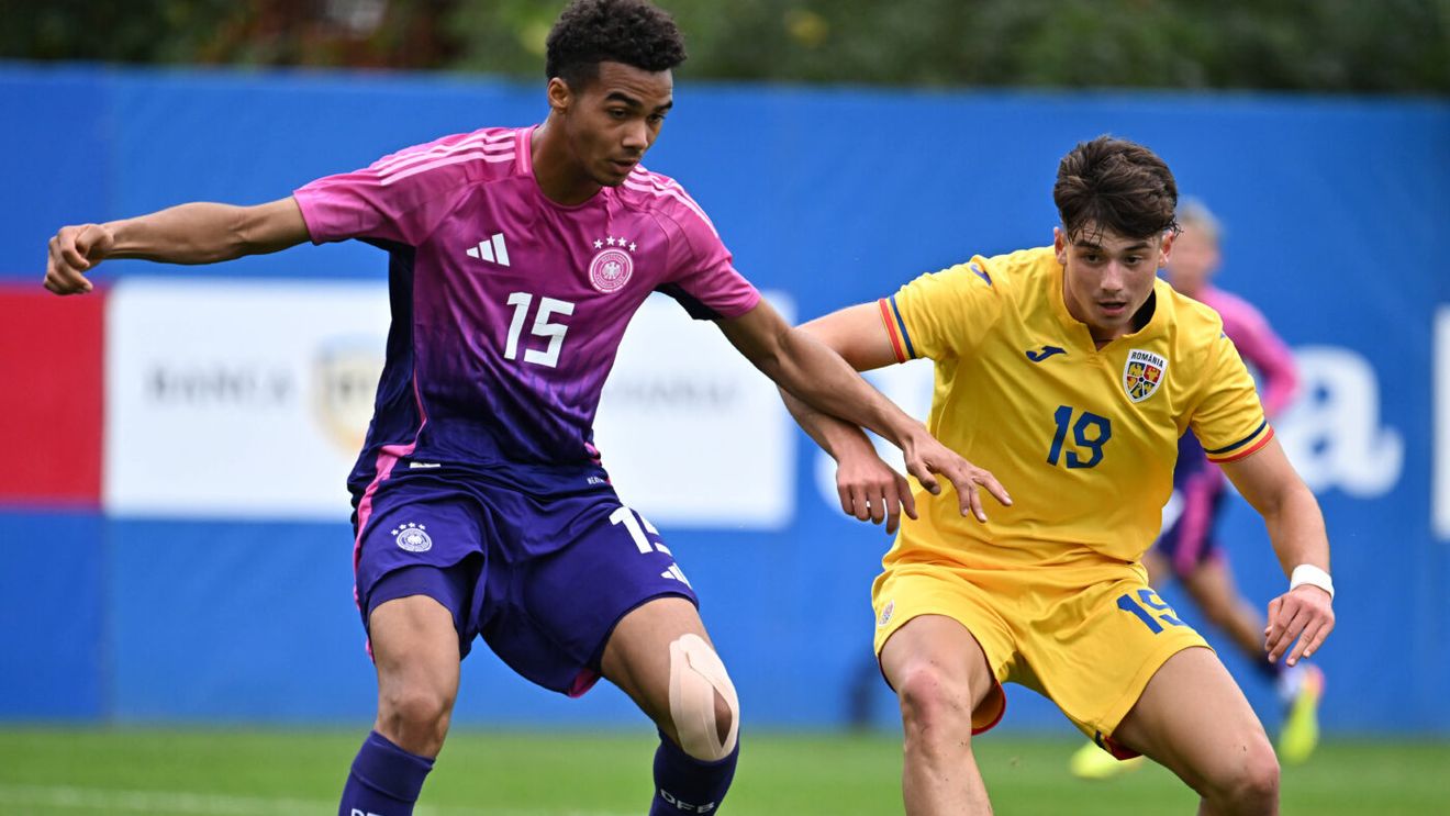 „Va avea succes în Europa. E extraordinar”. Un atacant român de 18 ani e la un pas de transferul carierei