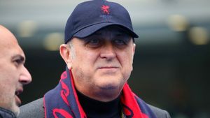 Antrenorul a reacționat, după ce omul de încredere al lui Dan Şucu a anunțat că va rămâne şi sezonul viitor: „Nu există niciun motiv să nu continui”