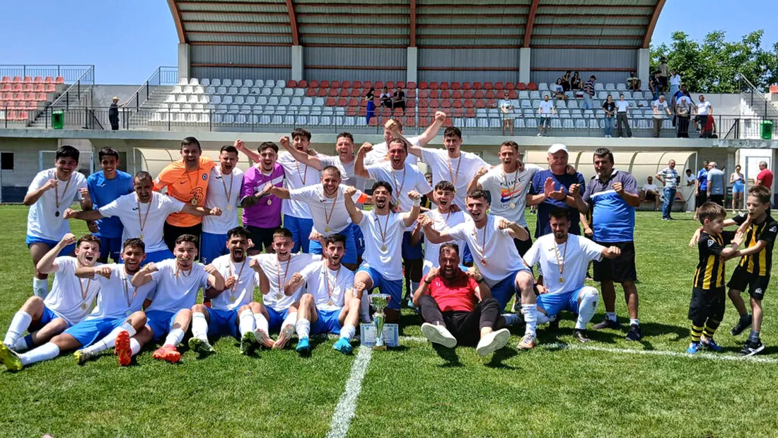 CS Cârcea este campioana Doljului. Trebuie să treacă de reprezentanta Argeşului pentru a promova în Liga 3