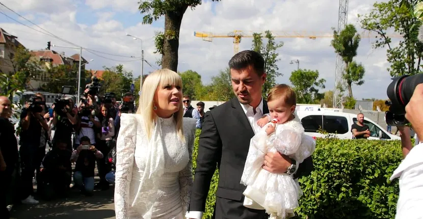 Imagini de senzaţie de la botezul fiicei Elenei Udrea! Traian Băsescu a pupat-o şi îmbrăţişat-o de zor pe fosta blondă de la Cotroceni