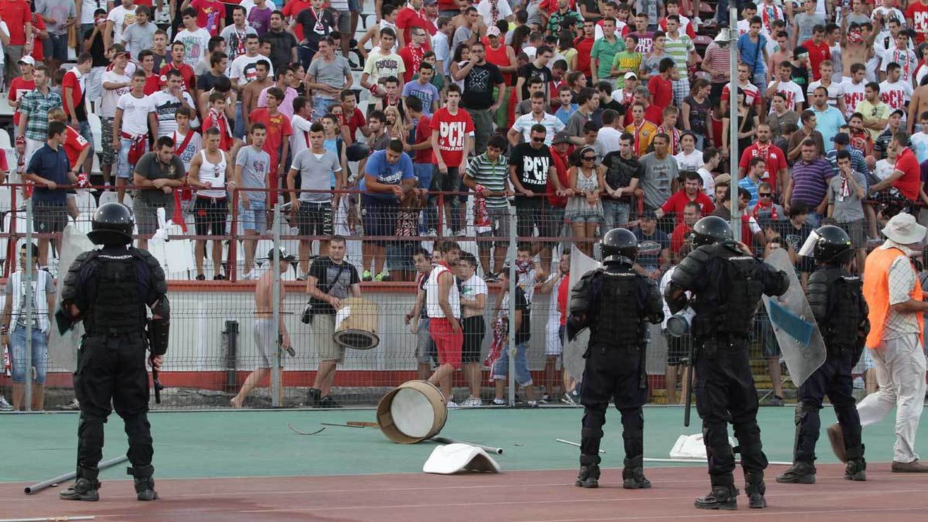 Peste 400 de jandarmi la Dinamo - Steaua! Ce interdicții au fanii care vor să vadă live "Marele Derby" 