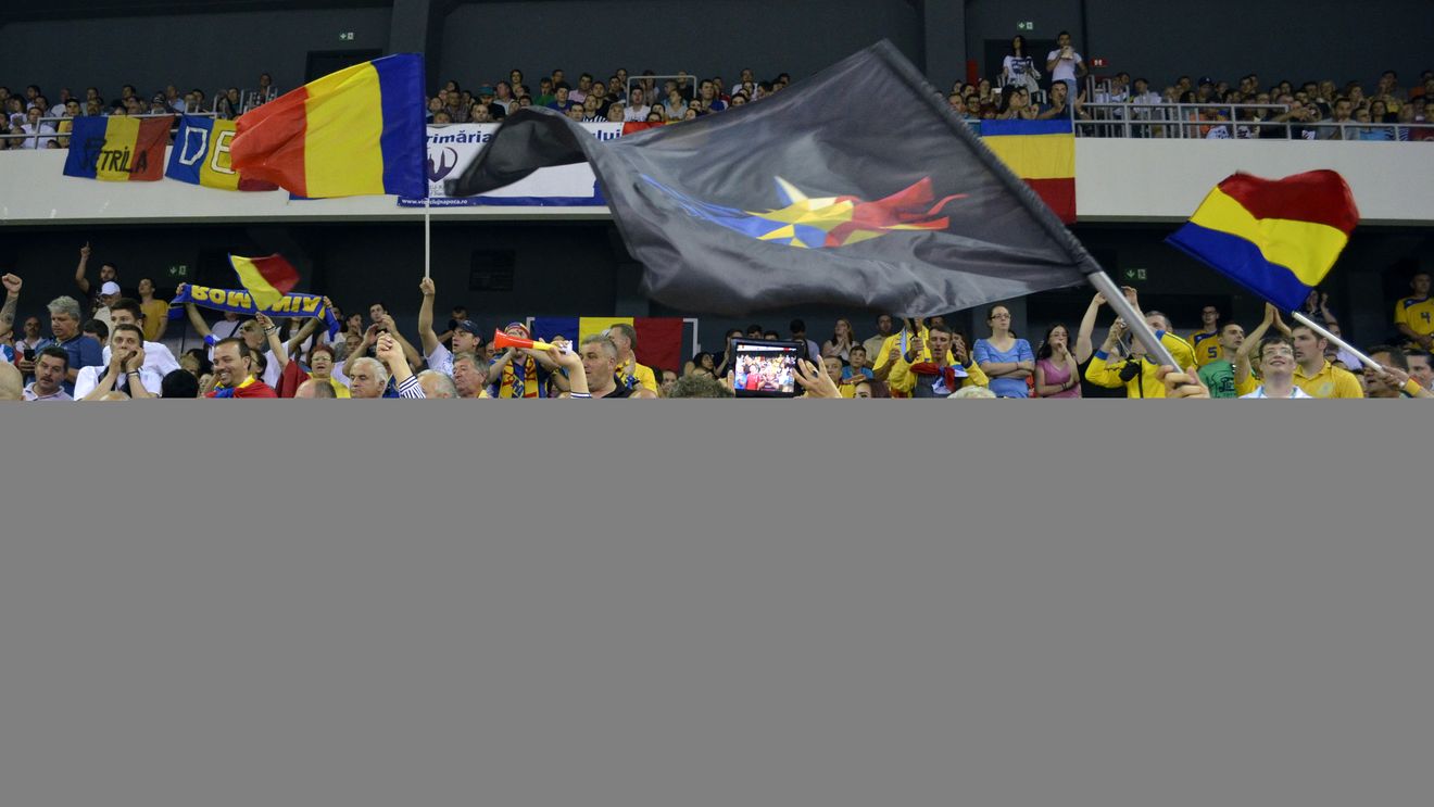 România va fi susținută de cel puțin 300 de suporteri la Mondialul de handbal feminin. "Pot să spun cu mâna pe inimă că România poate să aducă medalie, suntem pregătiți sufletește să stăm în Germania până în 17 decembrie"