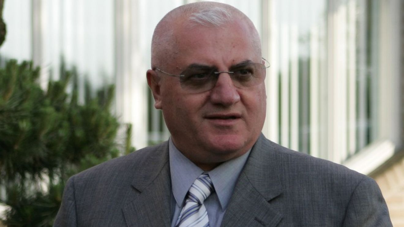 Dragomir: "Doar nu ne-or pune probleme desculții ăia!"