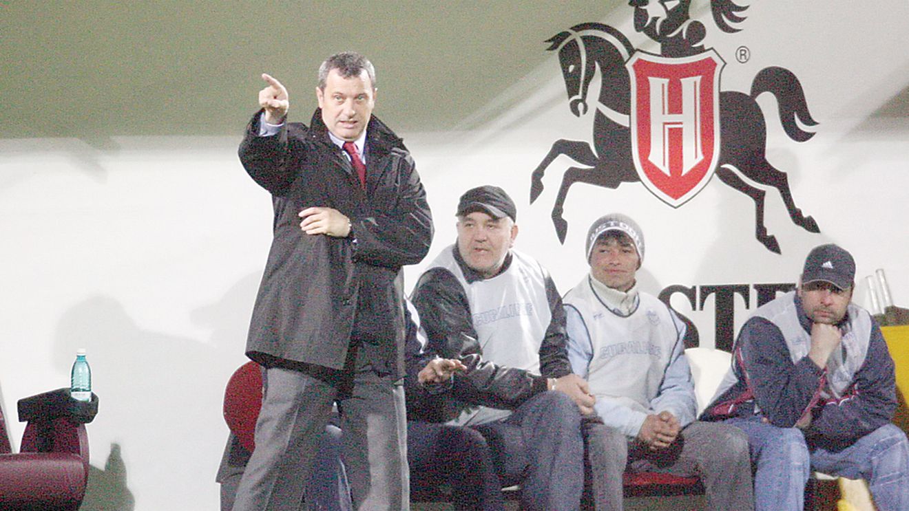 "Rușinos!"