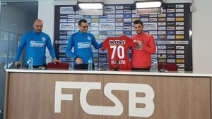 "Eram un copil, nu eram pregătit să joc la Steaua". Discursul lui Florentin Matei la întoarcerea "acasă" după opt ani. Comparația cu Alibec și ce spune despre porecla "Messi de România"