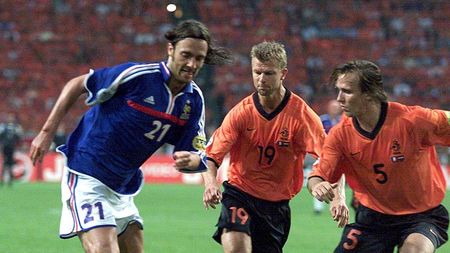 Dugarry: "Să plece cu toții!"