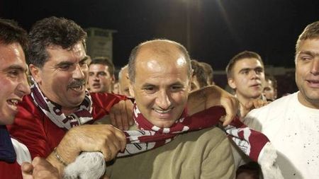 Copos, acuzat de fani că distruge Rapidul**: "Dacă o comite, nu mai scapă"